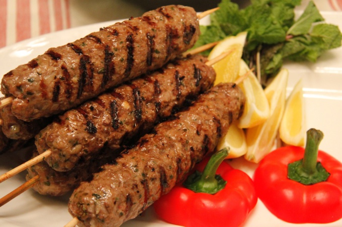 Lulia-kebab: τα μυστικά του μαγειρέματος