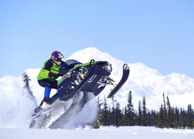 Πώς να κάνετε σπιτικά Snowmobiles