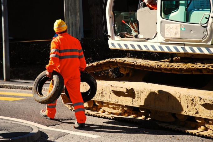 Πώς να αποκτήσετε άδεια εργασίας για αλλοδαπό